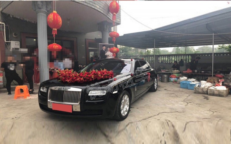 勞斯萊斯古思特婚慶租車(chē)